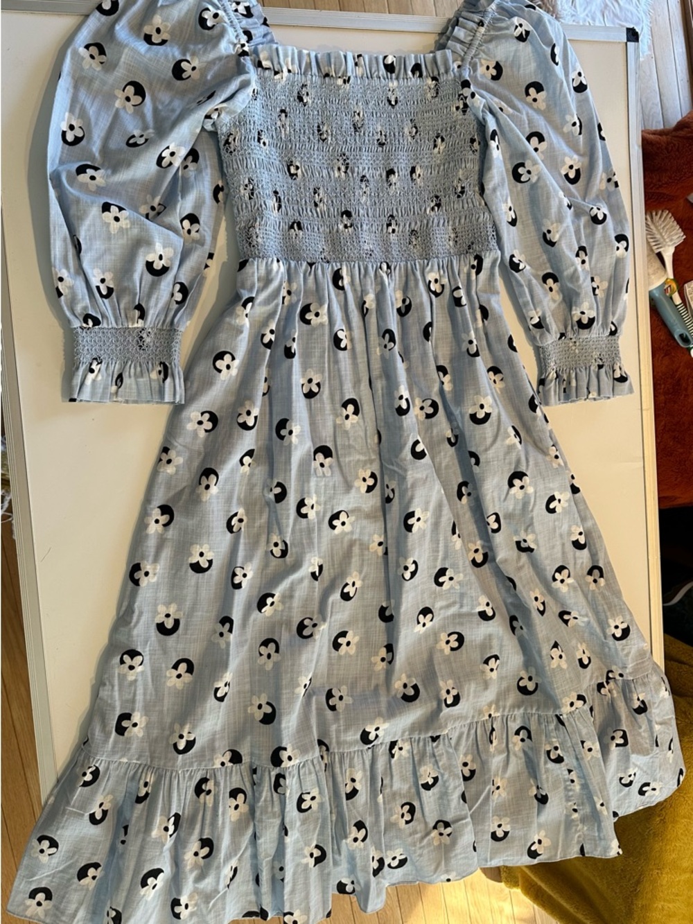 Kate Spade Light Blue Floral Dot Smocked Midi Dress Womens Sz Med Resort Party - Picture 7 of 8